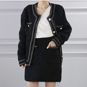 43 POSH LIVE LISTING DESIGNER JACKET AND SKIRT SET